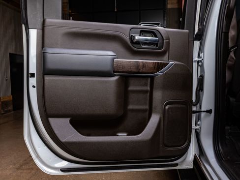 Used 2022 GMC Sierra 2500 Denali w/ Denali Ultimate Package image 38