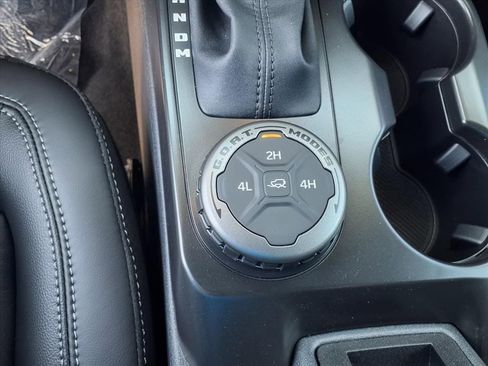 New 2026 Ford Bronco Outer Banks AWD/4WD image 20