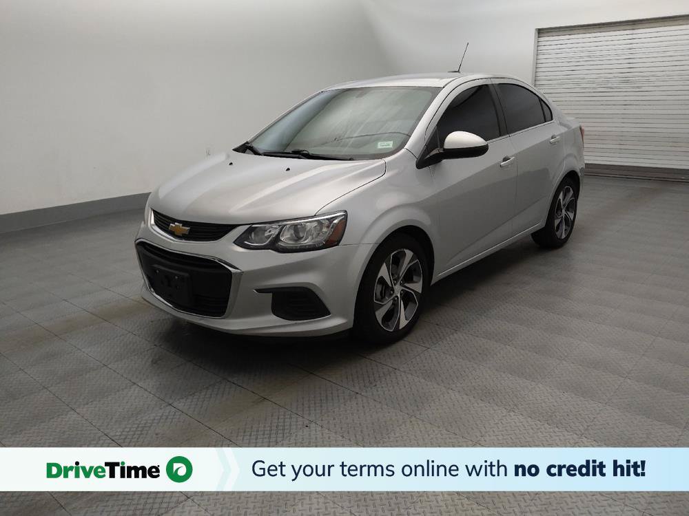 Used 2020 Chevrolet Sonic Premier FWD image 1