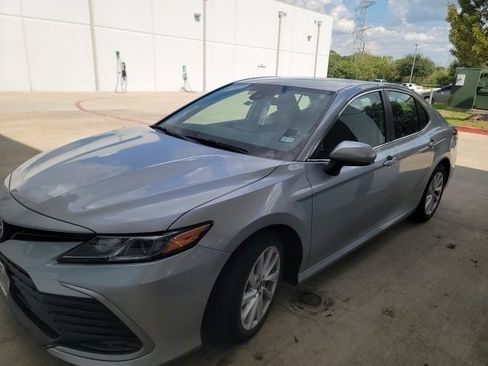 Used 2021 Toyota Camry LE FWD image 1