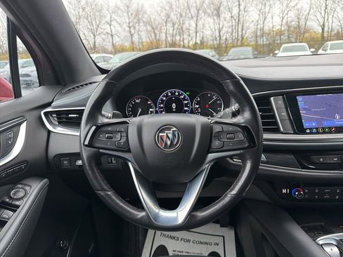 Used 2024 Buick Enclave Premium image 12