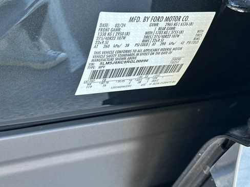 Used 2024 Lincoln Aviator Black Label AWD/4WD image 42