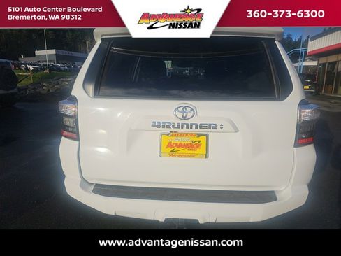 Used 2024 Toyota 4Runner SR5 image 4