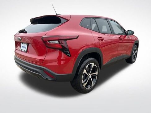 New 2026 Chevrolet Trax RS image 5