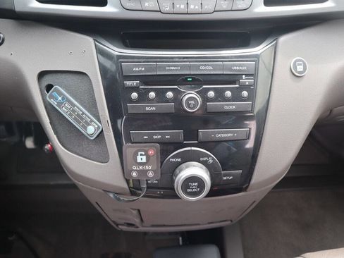 Used 2011 Honda Odyssey EX-L image 30