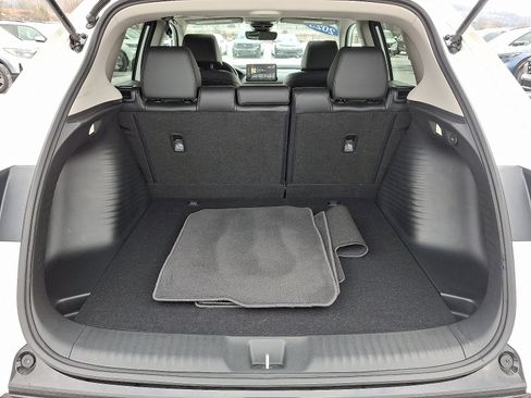 Certified 2025 Honda HR-V EX-L image 28