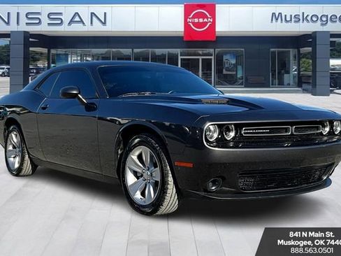 Used 2023 Dodge Challenger SXT w/ Cold Weather Group image 1