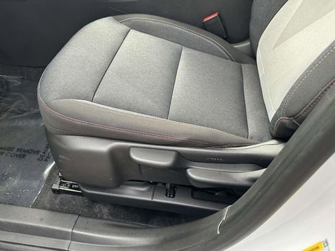 Used 2024 Chevrolet Trax RS w/ Driver Confidence Package image 24