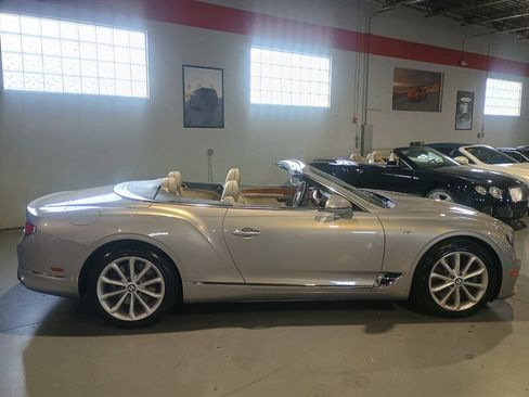 Used 2020 Bentley Continental GT image 8