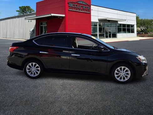 Used 2018 Nissan Sentra SV image 6