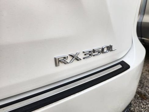 Used 2018 Lexus RX 350L Luxury w/ Accessory Package FWD image 9
