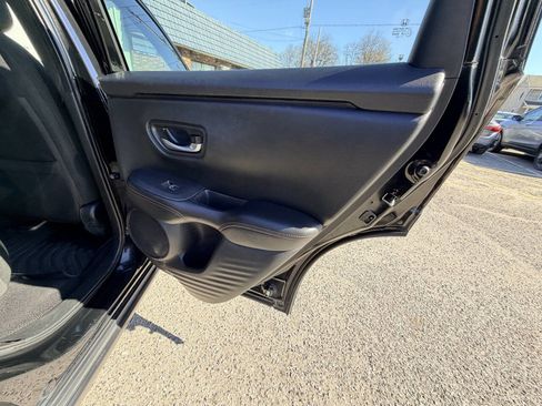 Used 2024 Honda HR-V Sport image 43