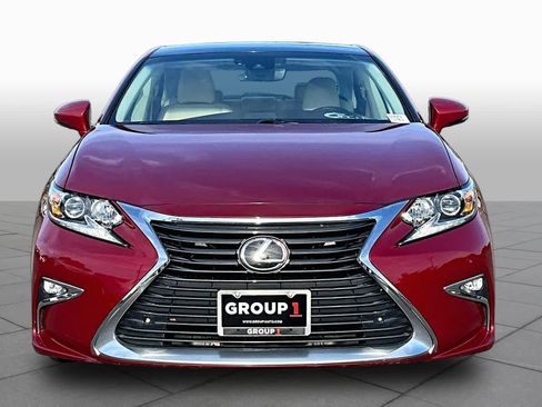Used 2018 Lexus ES 350 w/ Navigation System Package FWD image 3