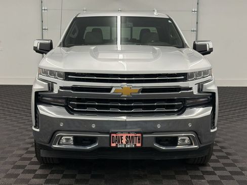 Used 2022 Chevrolet Silverado 1500 LTZ w/ Z71 Off-Road Package AWD/4WD image 6