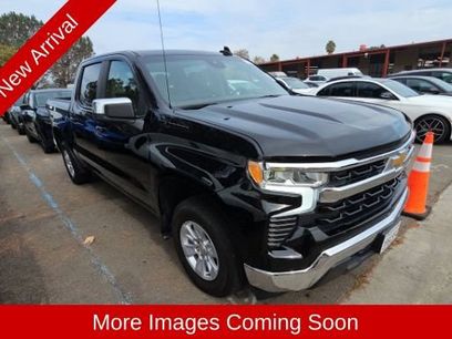 Used 2025 Chevrolet Silverado 1500 LT w/ LPO, Dark Essentials Package
