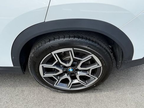 Used 2025 BMW X2 xDrive28i w/ Premium Package AWD/4WD image 12