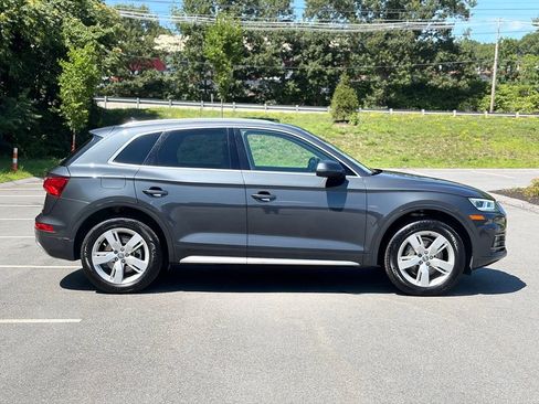 Used 2019 Audi Q5 Premium w/ Premium Plus Package AWD/4WD image 7