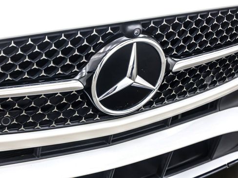 Used 2022 Mercedes-Benz C 300 Sedan image 14