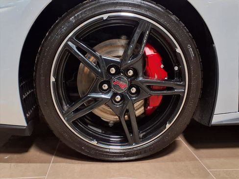 Used 2021 Chevrolet Corvette Stingray Preferred Cpe w/ Z51 Performance Package image 8