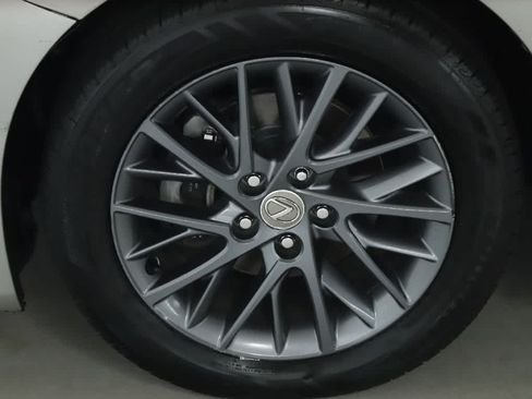 Used 2018 Lexus ES 350 w/ Premier Package FWD image 39
