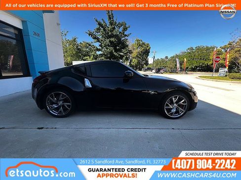 Used 2016 Nissan 370Z Coupe image 4