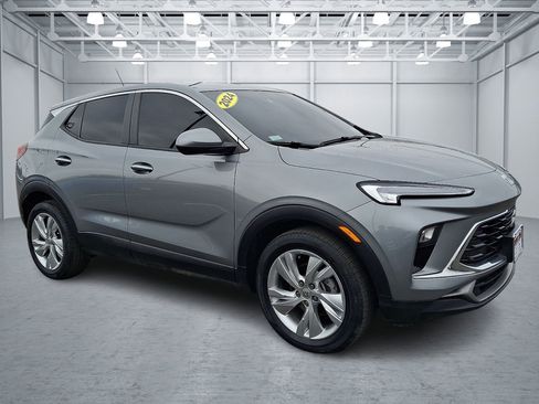 Used 2024 Buick Encore GX Preferred image 7