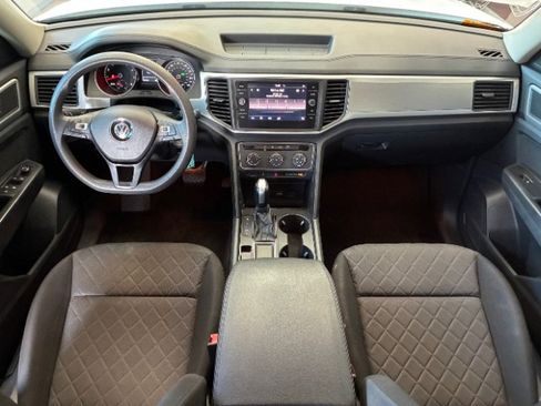 Used 2018 Volkswagen Atlas Launch Edition FWD image 14