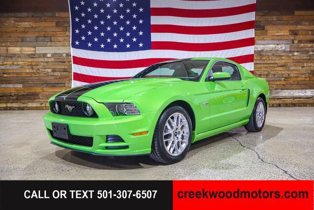Used 2013 Ford Mustang GT Premium w/ Security Pkg RWD image 7