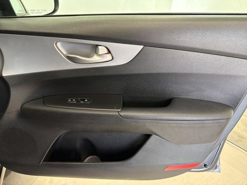 Used 2023 Kia Forte LXS FWD image 14