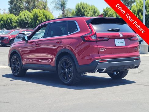 Used 2023 Honda CR-V Sport Touring image 3