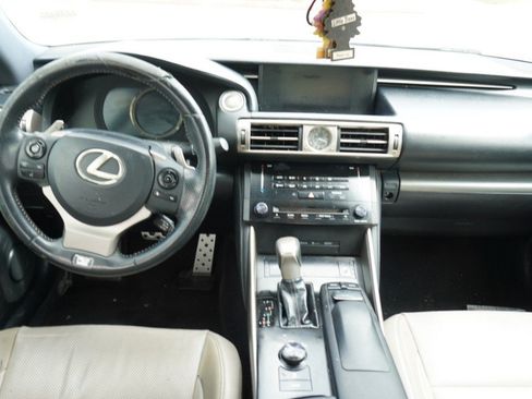 Used 2014 Lexus IS 250 w/ F-Sport Package RWD image 11