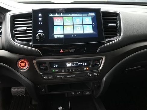 Used 2025 Honda Passport TrailSport image 4