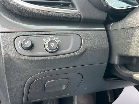 Used 2018 Buick Encore Preferred image 13