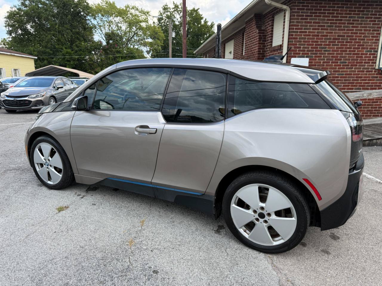 Used 2015 BMW i3 w/ Range Extender RWD image 31
