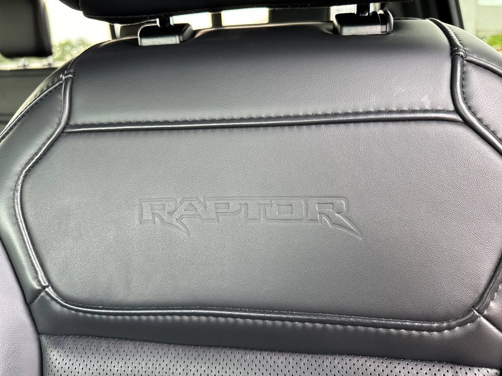 Used 2025 Ford F150 Raptor AWD/4WD image 16