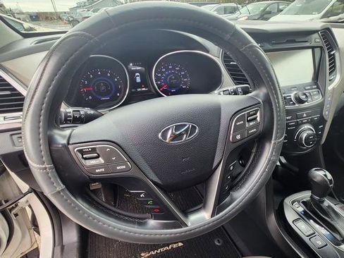 Used 2015 Hyundai Santa Fe Limited w/ Option Group 04 image 10