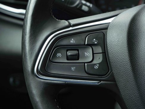 Used 2021 Buick Encore GX Essence w/ Experience Buick Package FWD image 20