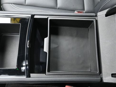 Certified 2025 Chevrolet Traverse LT image 20