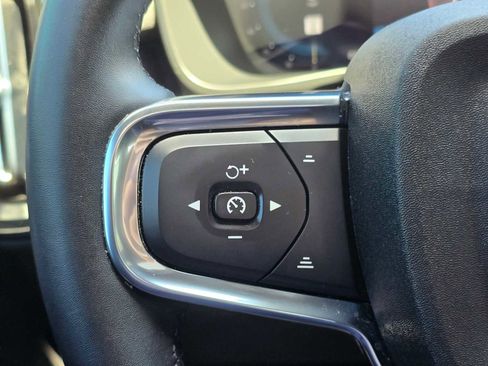 Certified 2023 Volvo C40 P8 Recharge Ultimate AWD/4WD image 33
