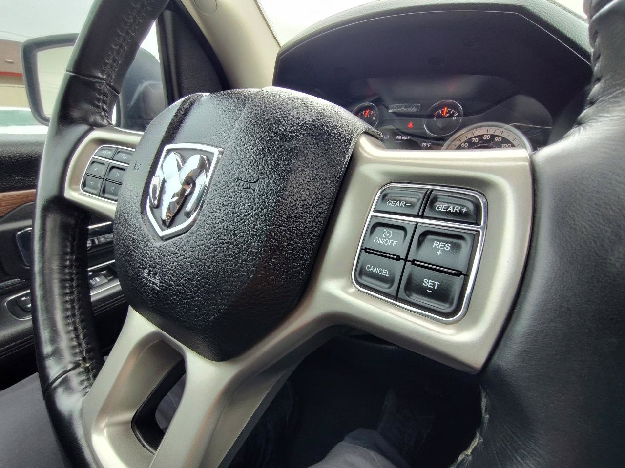 Used 2017 RAM 1500 Laramie w/ Convenience Group AWD/4WD image 23