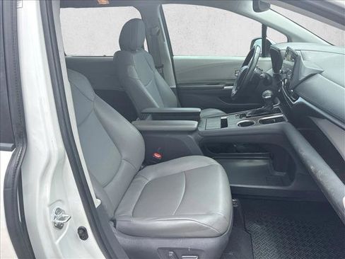 Used 2021 Toyota Sienna XLE FWD image 20
