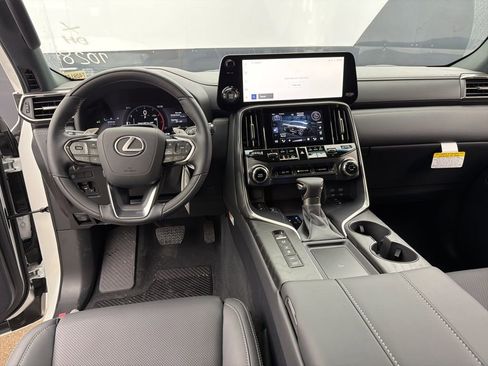 New 2026 Lexus LX 600 4WD w/ Luxury Package image 6