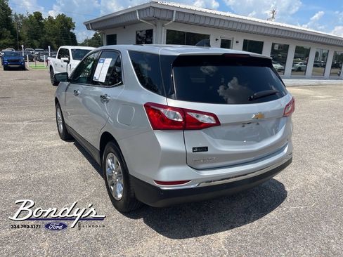Used 2018 Chevrolet Equinox LT FWD image 12