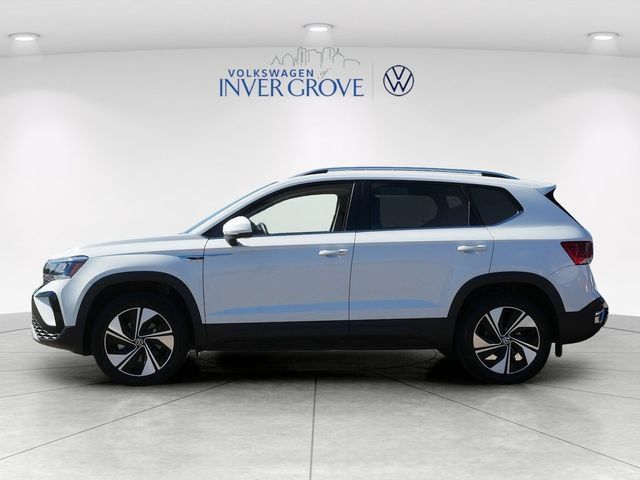 Certified 2024 Volkswagen Taos SE AWD/4WD image 4