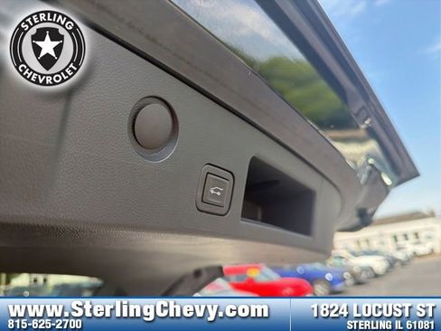 Used 2025 Chevrolet Equinox LT w/ Convenience Package II FWD image 24