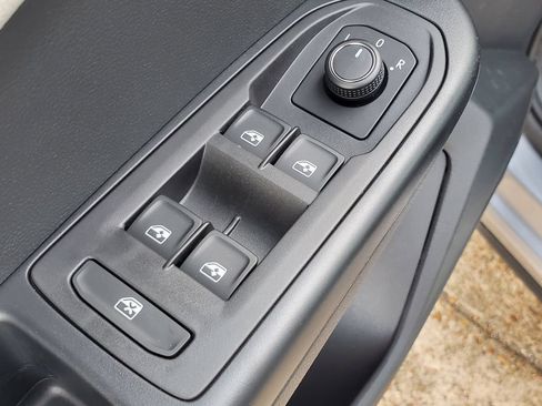 New 2026 Volkswagen Taos S FWD image 22