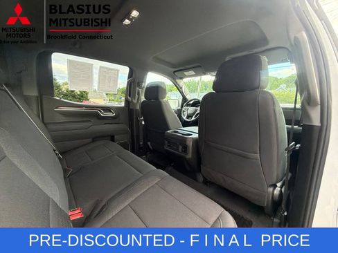 Used 2025 Chevrolet Silverado 1500 RST AWD/4WD image 46