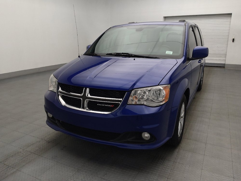 Used 2020 Dodge Grand Caravan SXT w/ Driver Convenience Group FWD image 15