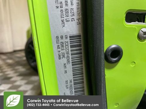 Used 2015 Dodge Challenger SRT Hellcat image 25