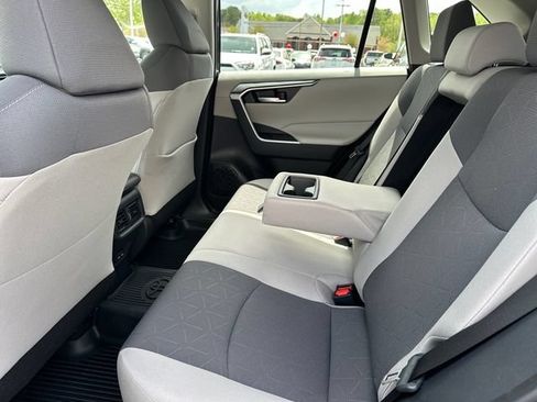 Used 2024 Toyota RAV4 XLE w/ Convenience Package FWD image 13